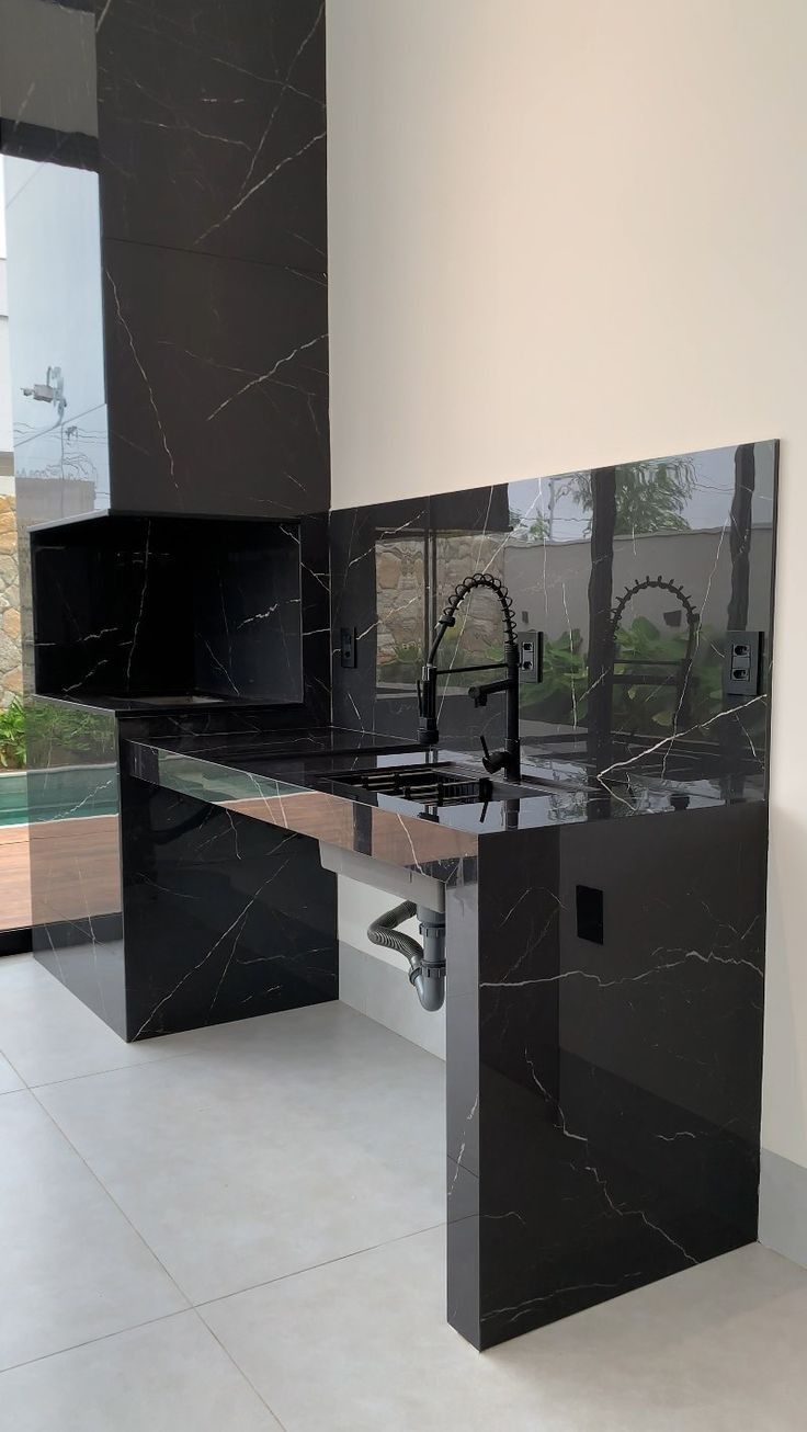 Cozinha gourmet em mármore preto